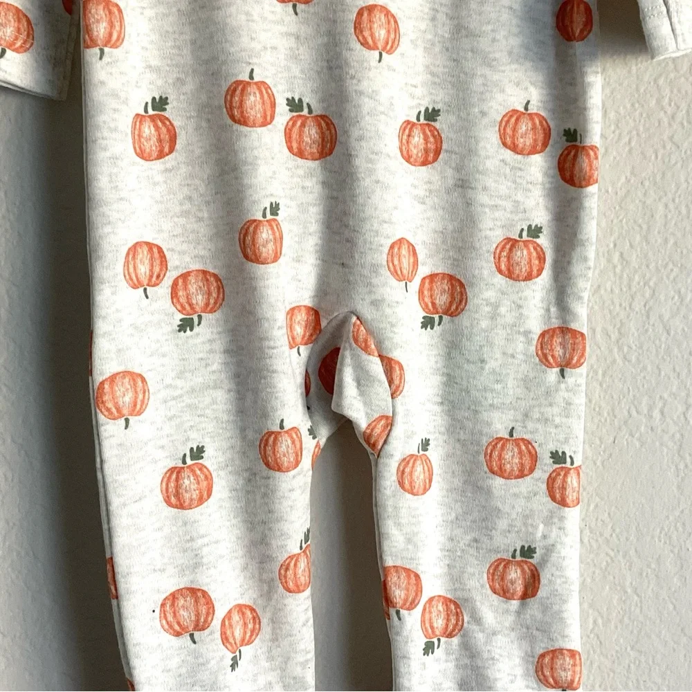 \Carter’s\ NWT 🎃 Pumpkin Footie